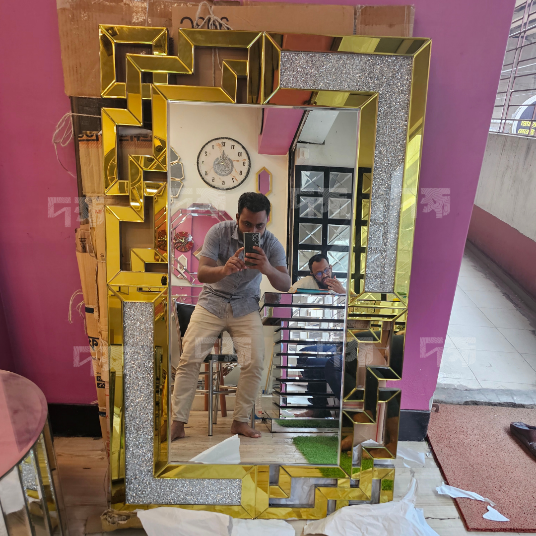 Decorative Sparkle Mirror