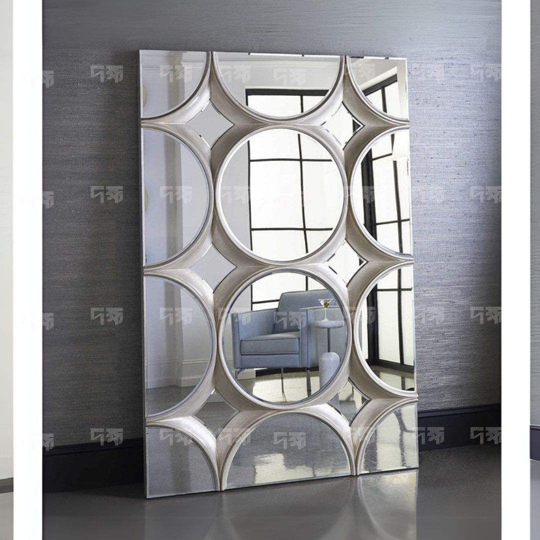 Decorative hanging mirror