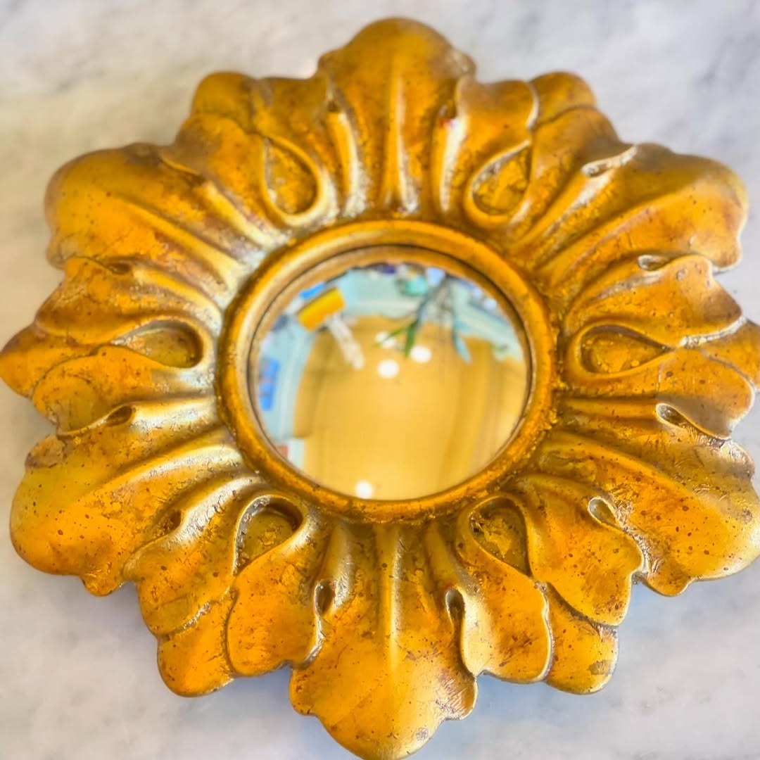 Decorative frame mirror