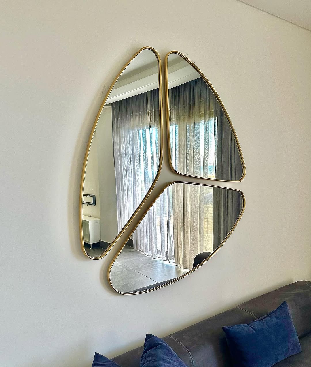Decorative mirror