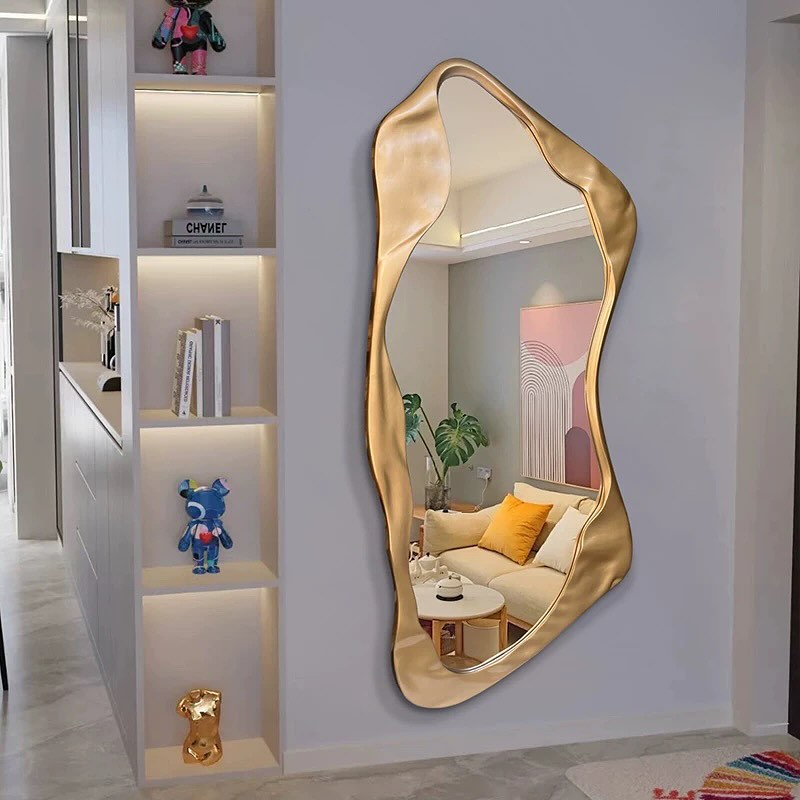 Decorative frame mirror